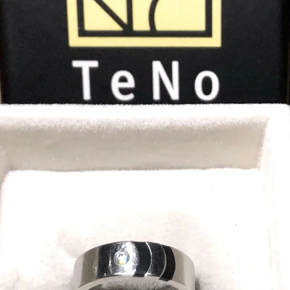 Teno Diamond ring